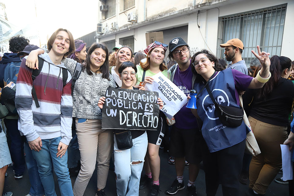 MARCHA UNIVERSITARIA OCTUBRE