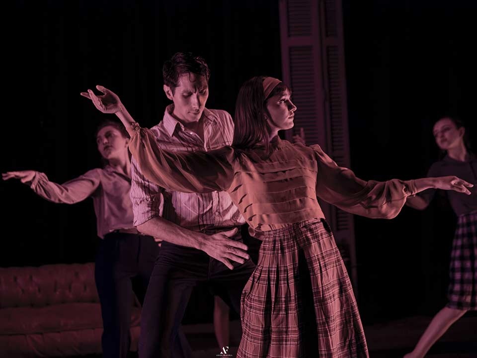 Puertas adentro | Ciclo Folklore y graduadxs en escena
