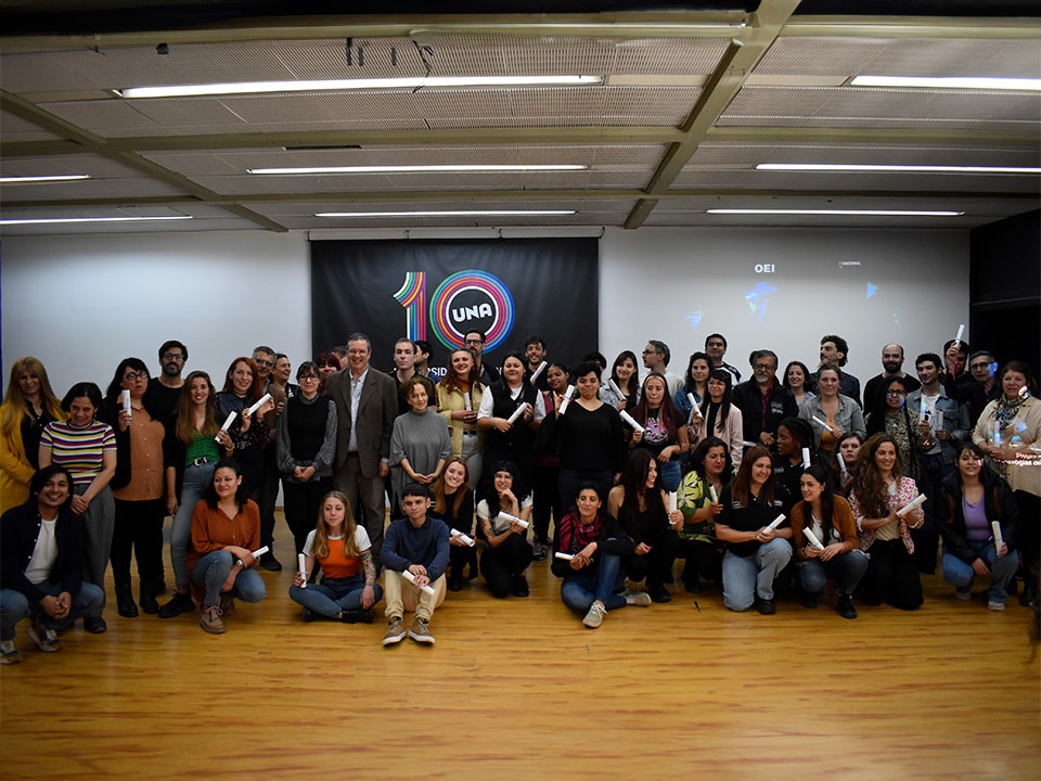 Estudiantes del Programa CLIC recibieron sus certificados