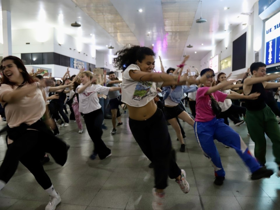 Flashmob del DAM en Estación Once